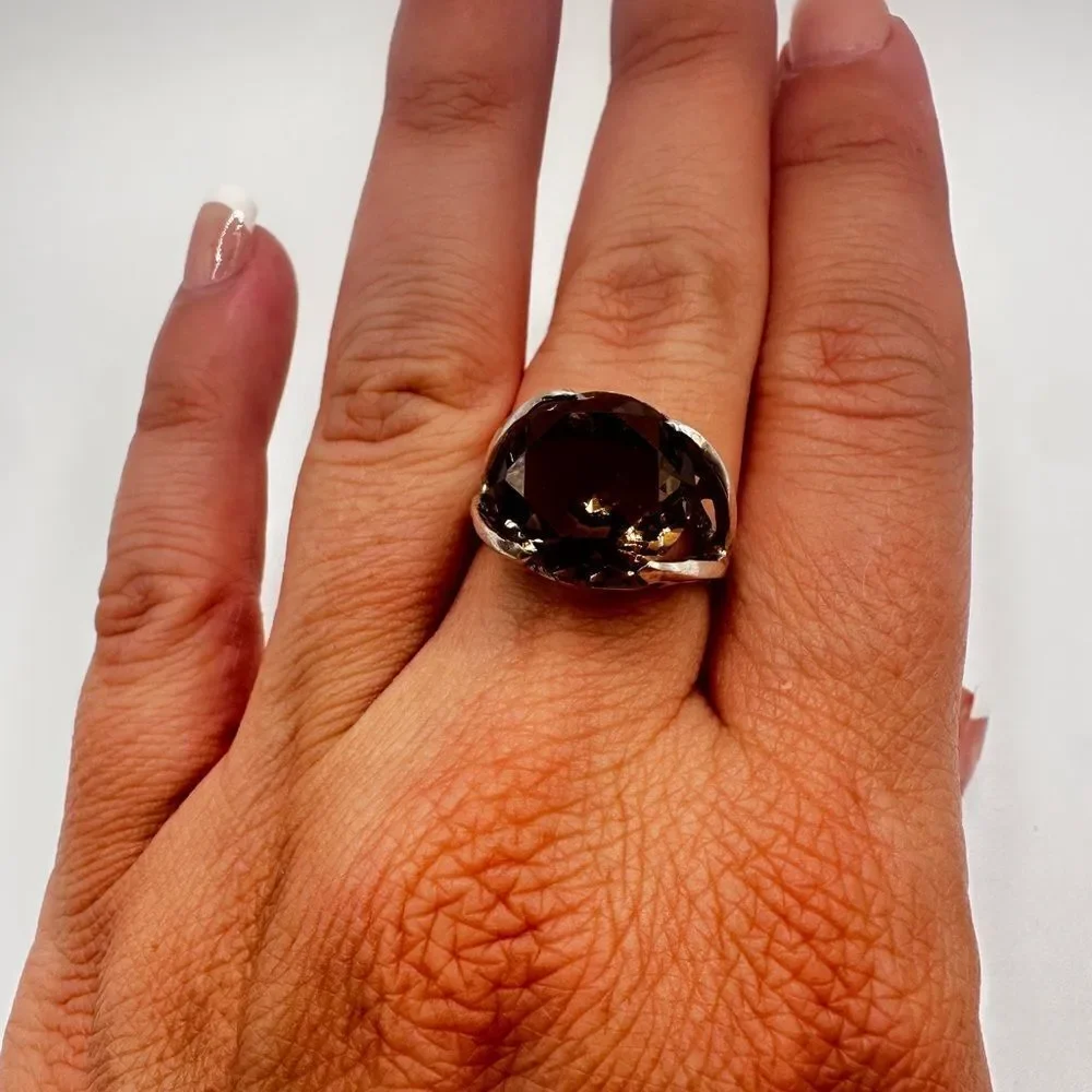 Stunning round cut smokey quartz solitaire ring in solid sterling‎ silver!
